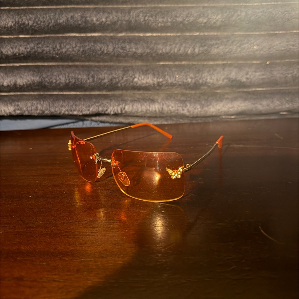 Stylish Orange Rimless Sunglasses